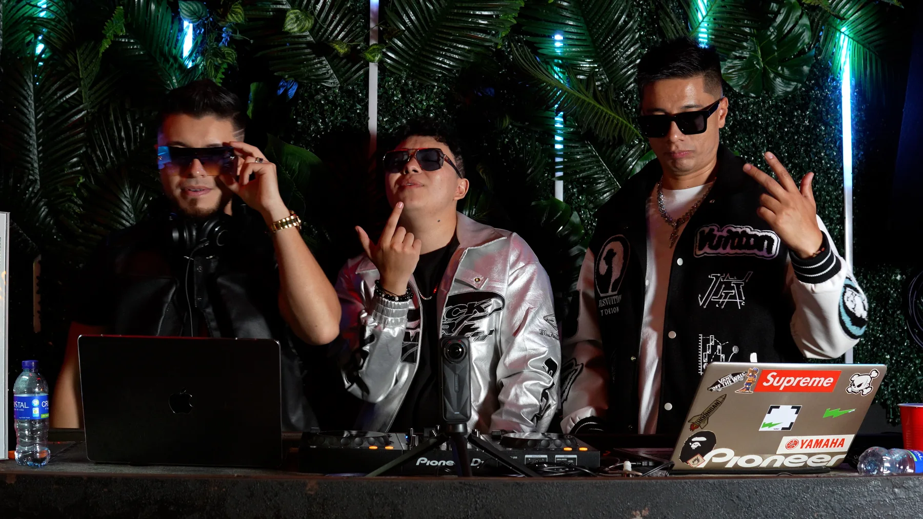 Sigue Mintiéndome · Videoclip